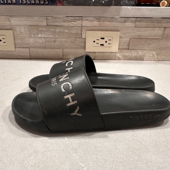 Women’s slides - Picture 2 of 2